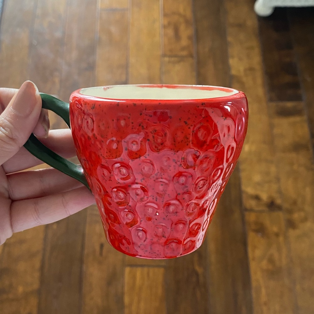Handmade Strawberry Mugs and Saucers (set of 2) - Picture 4 of 5